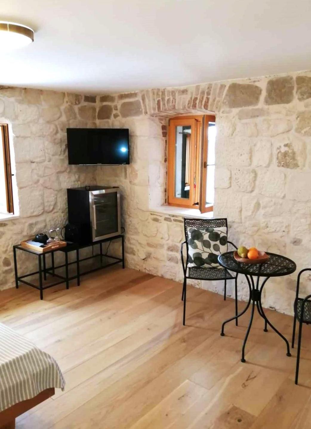 Lastin Dvor Rogoznica  Extérieur photo