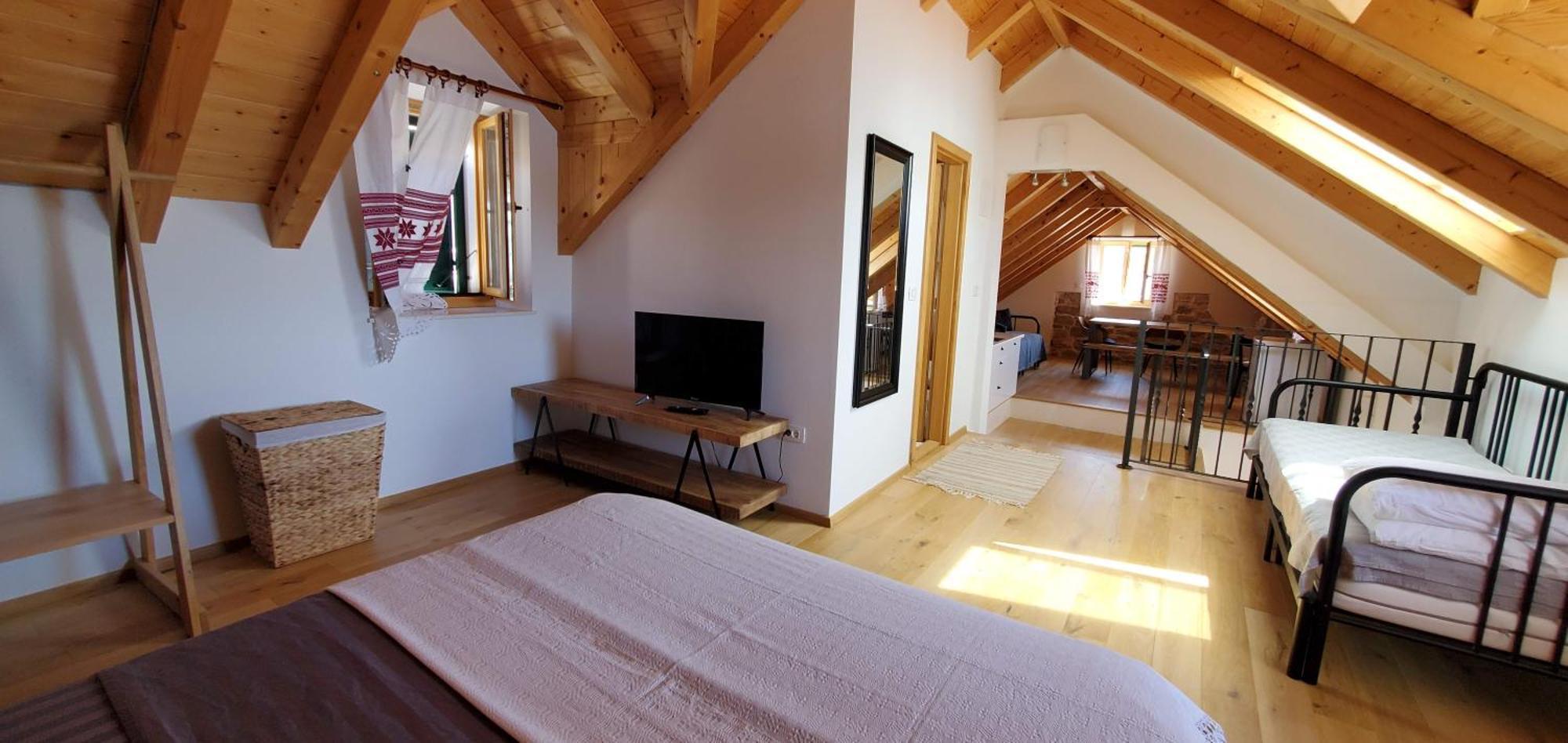 Lastin Dvor Rogoznica  Extérieur photo